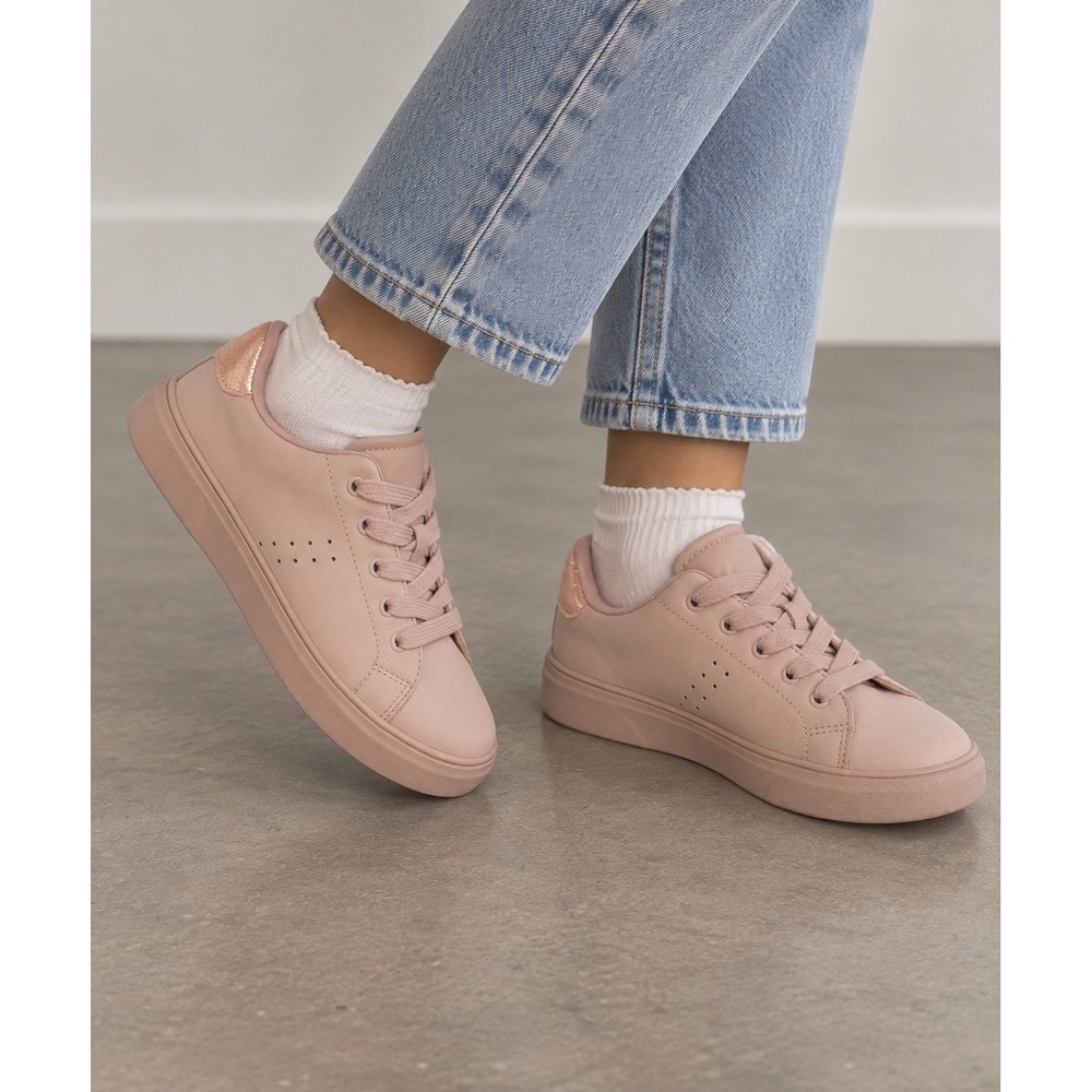 Art Class Girls Blush Pink Lace Up Sneakers Rose Gold Glitter Heel Size 3
